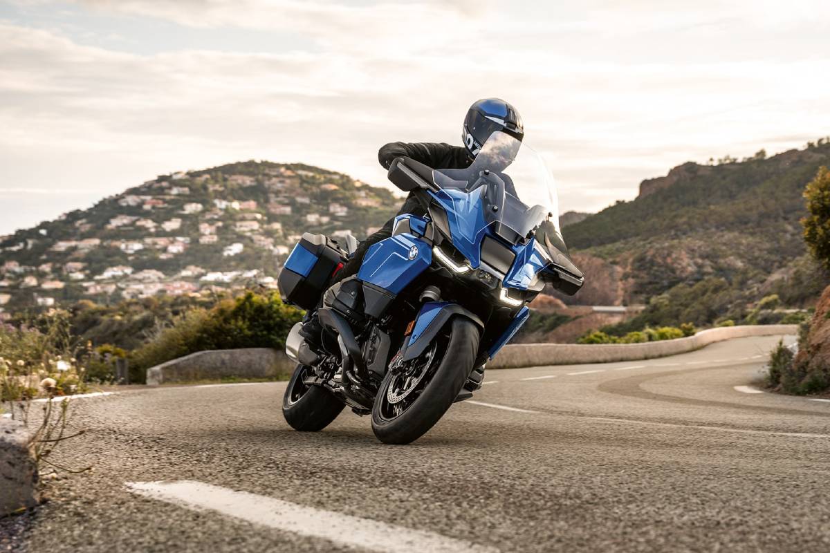 2026 BMW R 1300 RT